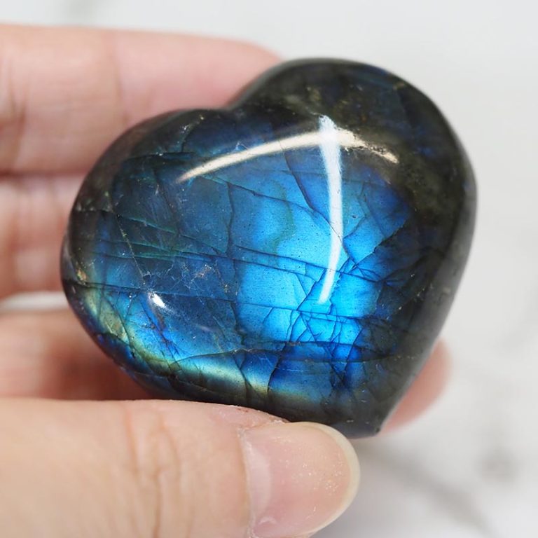 Labradorite Heart Palm Stone – Small